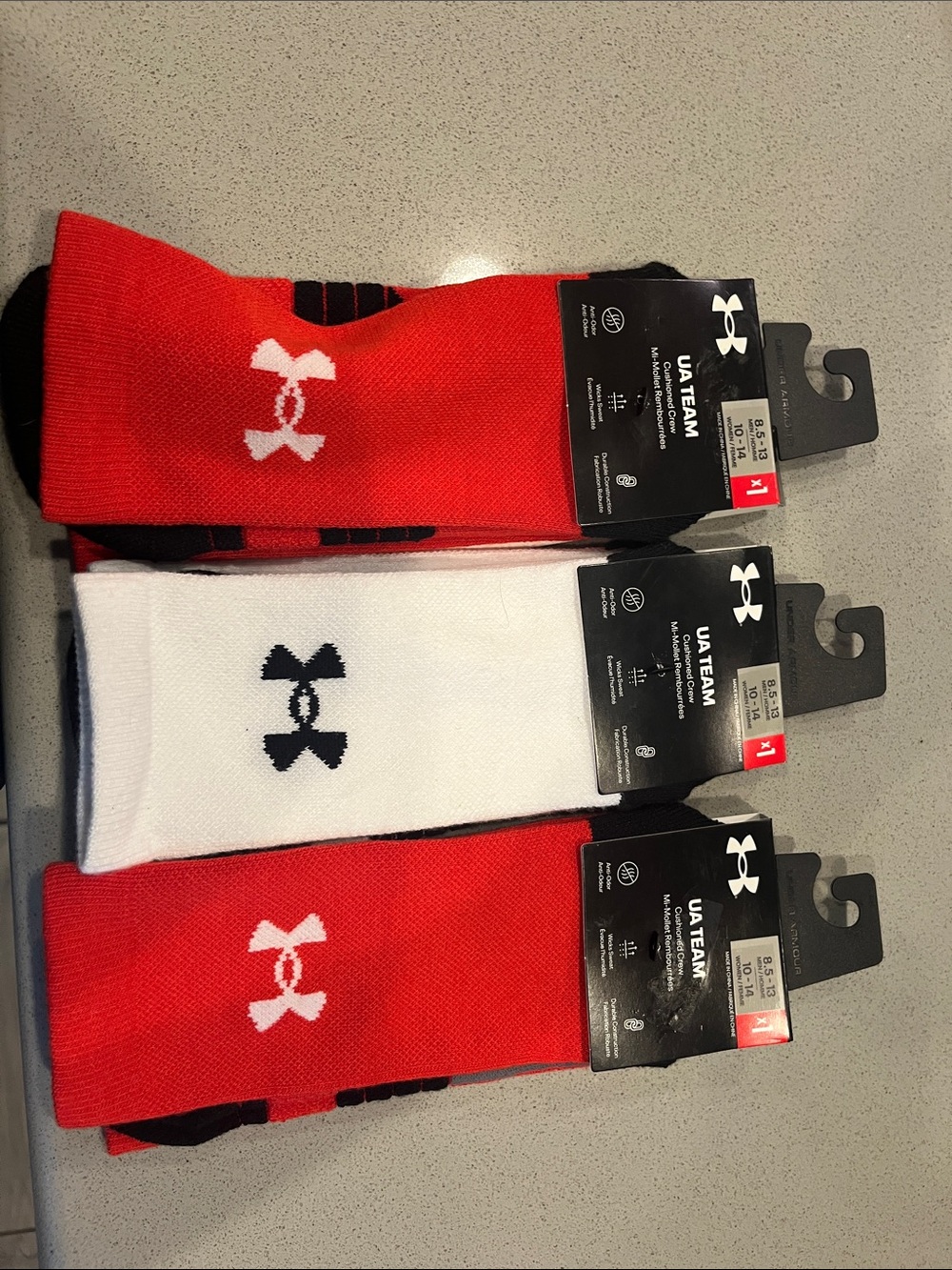 Under Armour UA Team Crew-Red,White & Black size mens8.5-14 women’s 10-14 3 pk